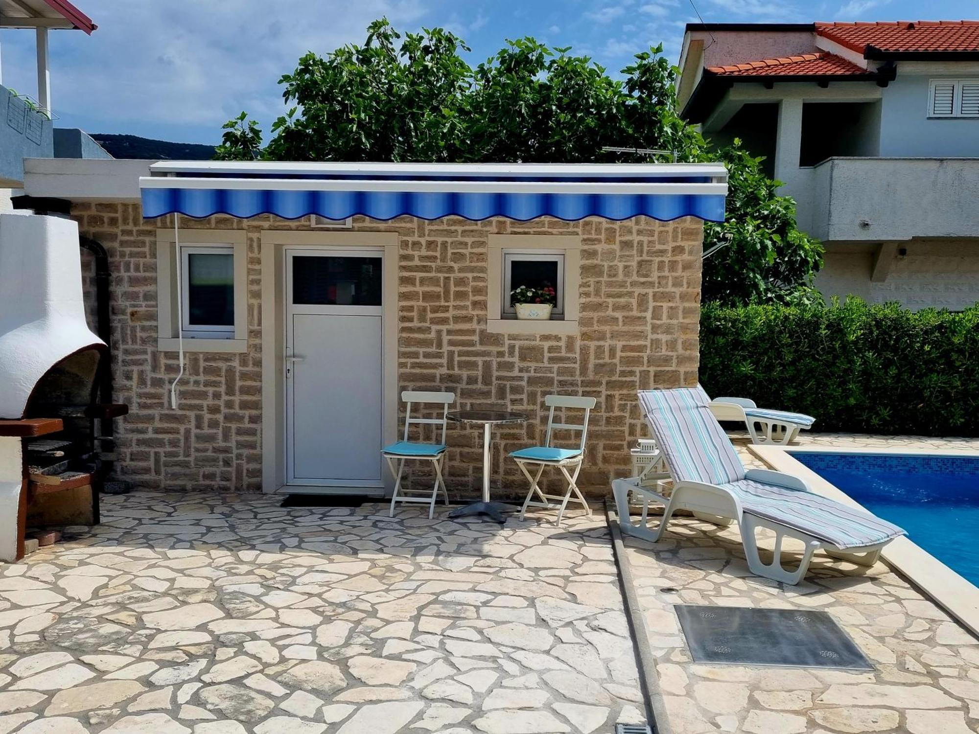 Ara-Zarok Villa Baska  Bagian luar foto